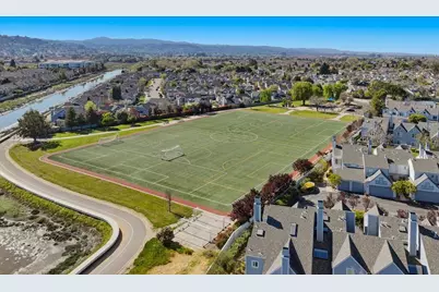 23 Binnacle Ln, Foster City, CA 94404 - Photo 81