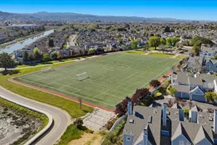 23 Binnacle Ln, Foster City, CA 94404 - Photo 81