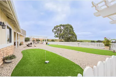 9891 Equestrian Pl, Salinas, CA 93907 - Photo 3