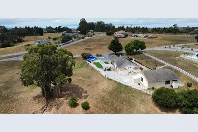 9891 Equestrian Pl, Salinas, CA 93907 - Photo 49