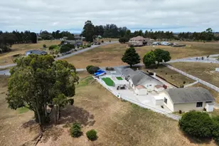 9891 Equestrian Pl, Salinas, CA 93907 - Photo 49