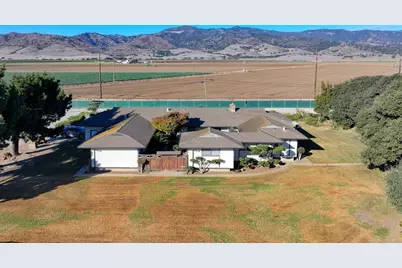 26000 Encinal, Salinas, CA 93908 - Photo 13