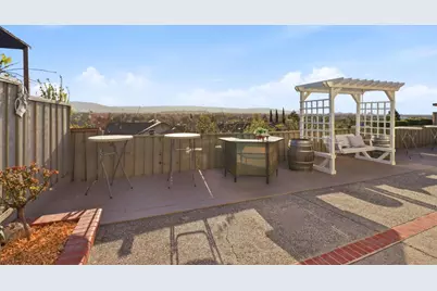 2071 Wendover Ln, San Jose, CA 95121 - Photo 45