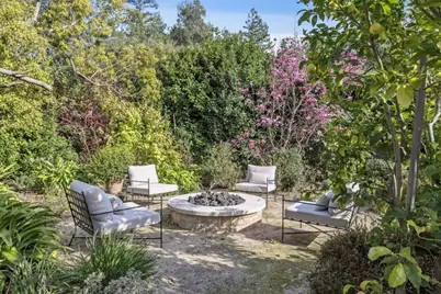 2 Somerset Ln, Atherton, CA 94027 - Photo 43