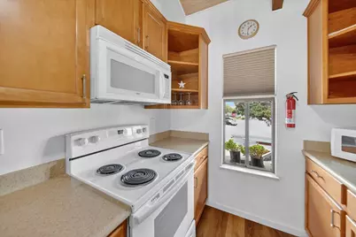166 Kern St 26, Salinas, CA 93905 - Photo 13