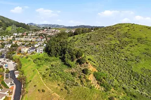 332 Crescent Ct, Brisbane, CA 94005 - Photo 47