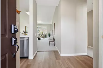 332 Crescent Ct, Brisbane, CA 94005 - Photo 3