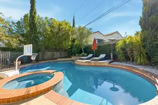 926 Rosewood Ave, San Carlos, CA 94070 - Photo 49