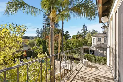 926 Rosewood Ave, San Carlos, CA 94070 - Photo 29