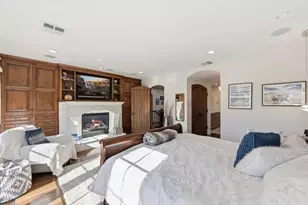 926 Rosewood Ave, San Carlos, CA 94070 - Photo 27