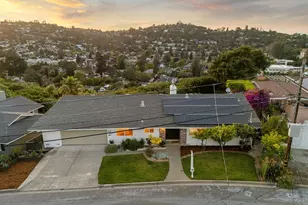 1604 El Verano Way, Belmont, CA 94002 - Photo 97