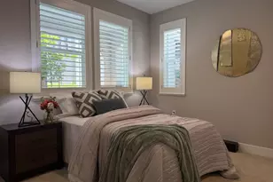 922 Loyola Ln, Morgan Hill, CA 95037 - Photo 5