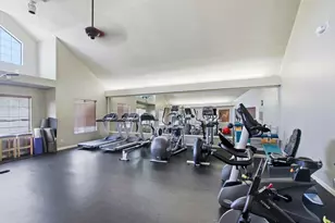 918 Owens Lake Dr, San Jose, CA 95123 - Photo 33