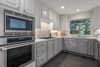 1354 Sherman Ave, Menlo Park, CA 94025 - Photo 9