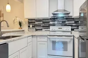 5705 Makati Cir F, San Jose, CA 95123 - Photo 11