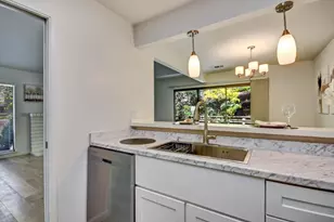 5705 Makati Cir F, San Jose, CA 95123 - Photo 17