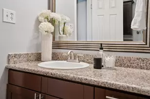 3033 Los Prados St 229, San Mateo, CA 94403 - Photo 23