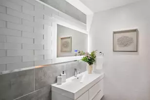 3033 Los Prados St 229, San Mateo, CA 94403 - Photo 19