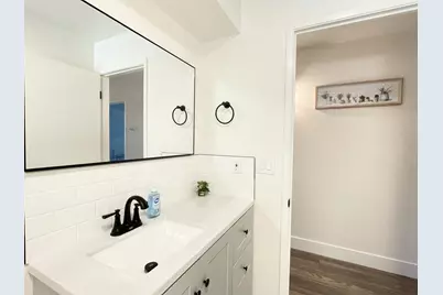 725 W Rialto Ave, Fresno, CA 93705 - Photo 15