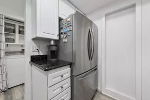 1751 Braddock Ct, San Jose, CA 95125 - Photo 9