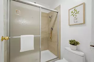 332 Philip Dr 101, Daly City, CA 94015 - Photo 23