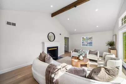 17981 Rose Ct, Monte Sereno, CA 95030 - Photo 7