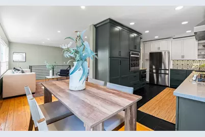 8124 Greenly Dr, Oakland, CA 94605 - Photo 13