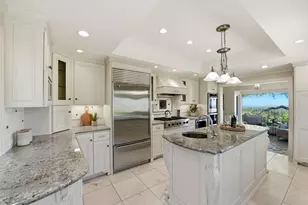 19601 Canon Dr, Los Gatos, CA 95030 - Photo 11