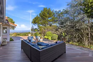 19601 Canon Dr, Los Gatos, CA 95030 - Photo 3