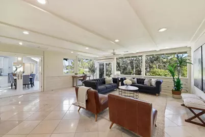 19601 Canon Dr, Los Gatos, CA 95030 - Photo 15