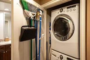 46 W Julian St 208, San Jose, CA 95110 - Photo 23