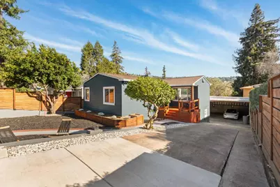 8124 Greenly Dr, Oakland, CA 94605 - Photo 5