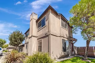 200 Gibson Dr 36, Hollister, CA 95023 - Photo 3