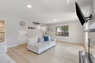 200 Gibson Dr 36, Hollister, CA 95023 - Photo 11