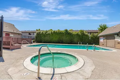 200 Gibson Dr 36, Hollister, CA 95023 - Photo 39