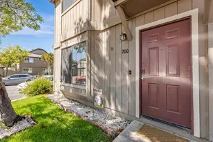 200 Gibson Dr 36, Hollister, CA 95023 - Photo 5