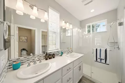 26540 Hayward Blvd, Hayward, CA 94542 - Photo 27