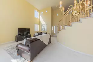 1910 Whitman St, Salinas, CA 93906 - Photo 9