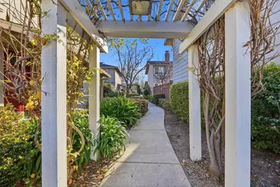 18932 Sara Park Cir, Saratoga, CA 95070 - Photo 21