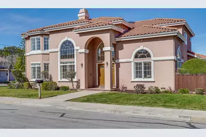21031 Hazelbrook Dr, Cupertino, CA 95014 - Photo 1