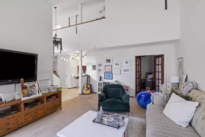 2001-2003 Parrott Dr, San Mateo, CA 94402 - Photo 9