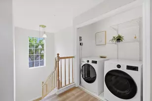 122 Farallon Dr, Belmont, CA 94002 - Photo 17