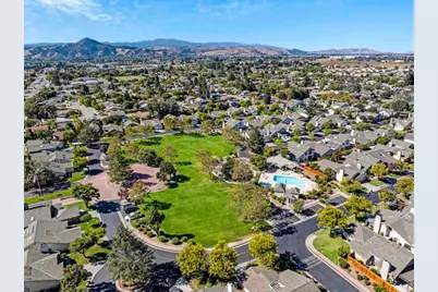 2350 Bayo Claros Cir, Morgan Hill, CA 95037 - Photo 33