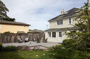 226 Willow St, Pacific Grove, CA 93950 - Photo 25