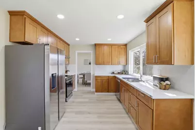 1729 Maysong Ct, San Jose, CA 95131 - Photo 11