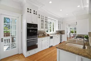 16202 Serena Vista Ct, Monte Sereno, CA 95030 - Photo 17