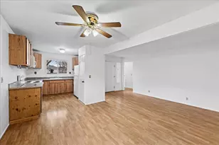 467 Center St, Redwood City, CA 94061 - Photo 15