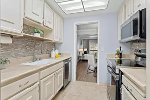 5469 Cribari Green, San Jose, CA 95135 - Photo 3