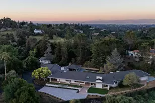 26201 Dori Ln, Los Altos Hills, CA 94022 - Photo 7