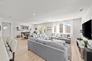 9264 Odyssey Cir, Elk Grove, CA 95624 - Photo 3